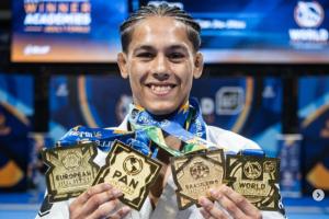 Mica Galvão conquista bicampeonato no WNO 28 e projeta novo desafio